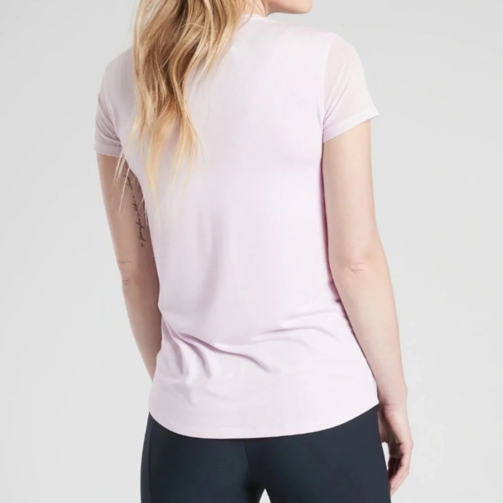 Athleta Cloudlight Hybrid Pink Tee Size Small - Picture 2 of 8